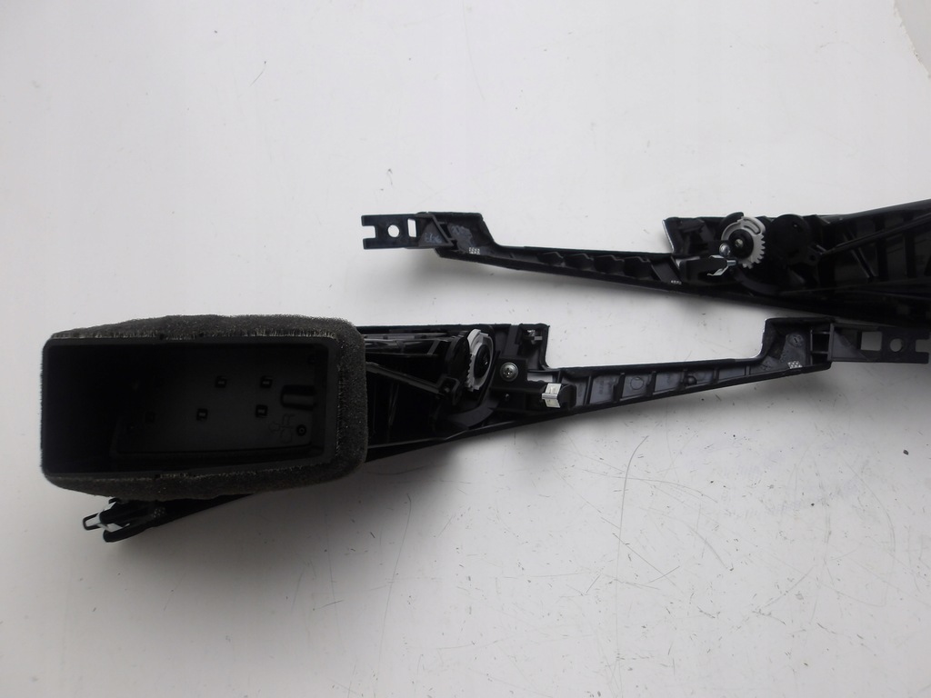 фото №5, Infiniti q50 13-18 решётка обдув правая левая оригинальный номер