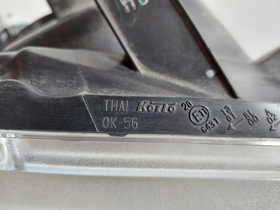 фото №13, Лампа права перед передня toyota hilux 16- led