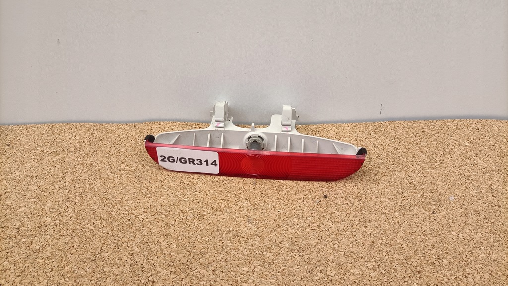 фото №1, Mazda 3 iii bk свет стоп-сигнал лампа стоп p3591 2g/gr314