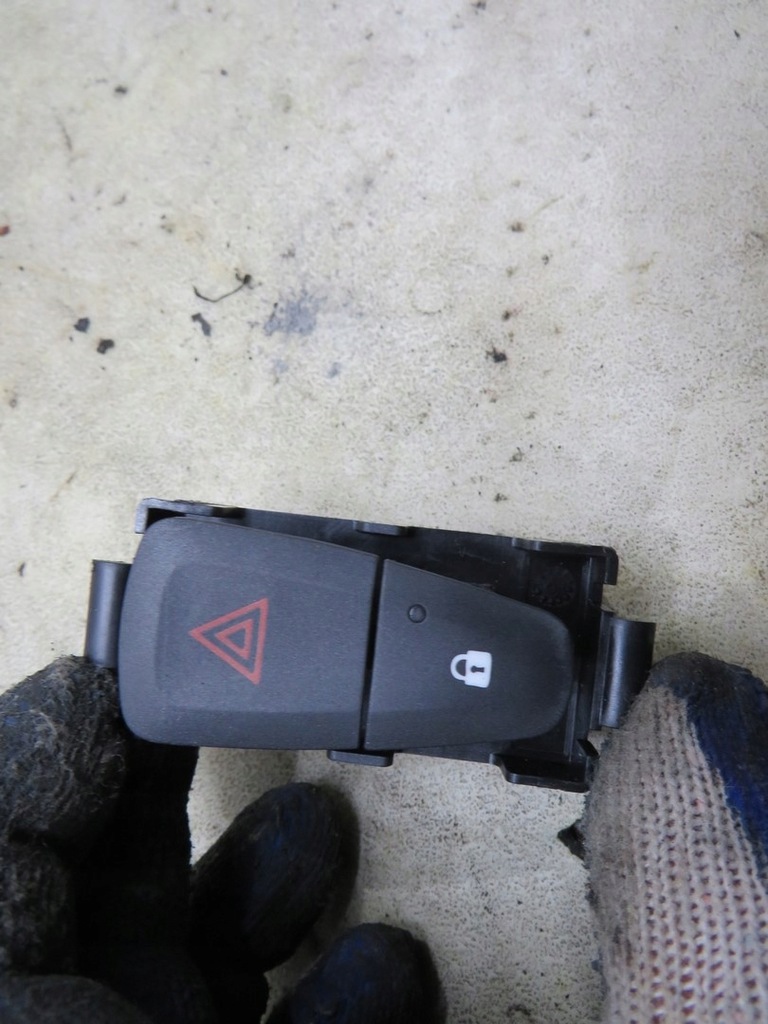 фото №1, Кнопка світла аварійних sandero ii