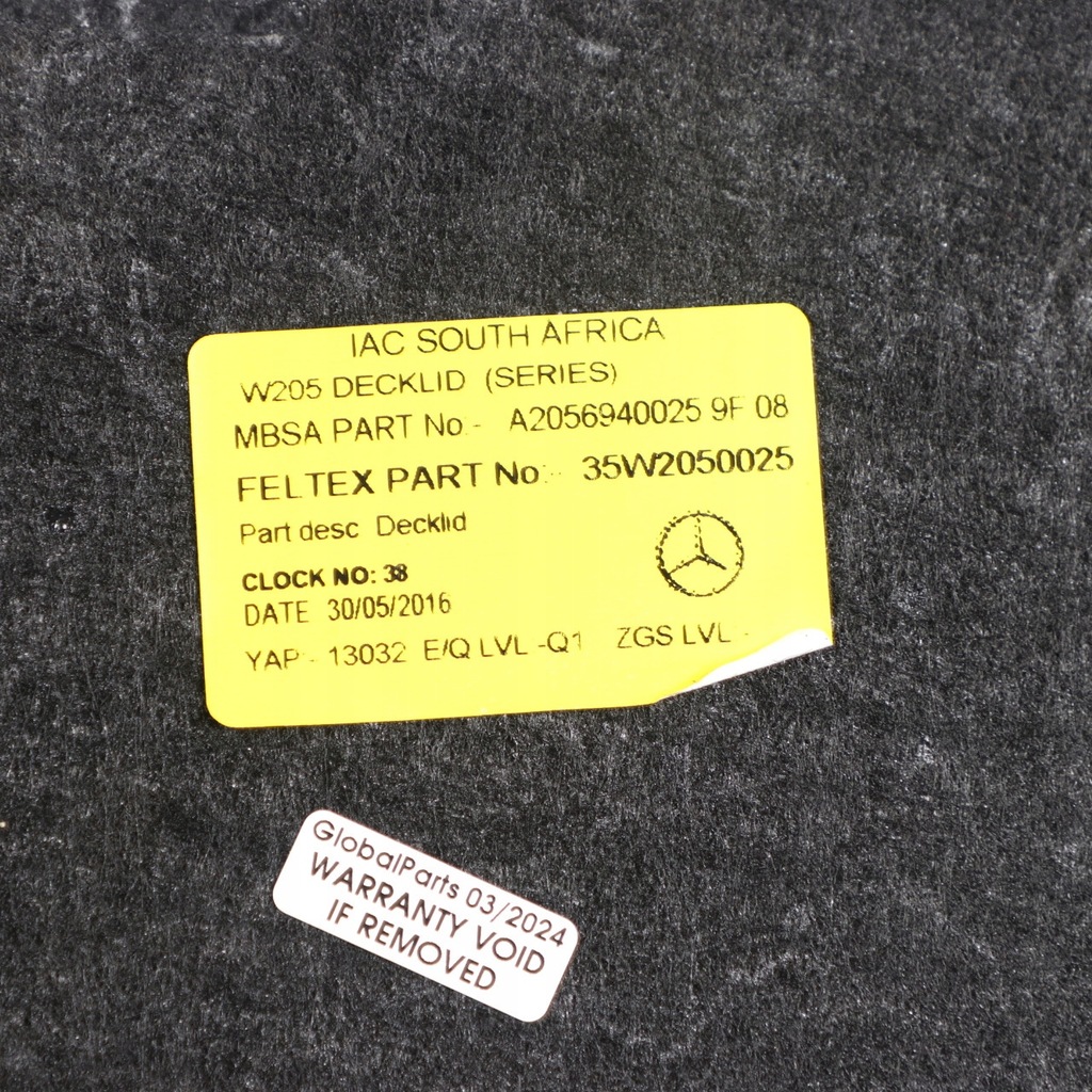 фото №11, Mercedes w205 обивка крышки багажника обшивка a2056940025