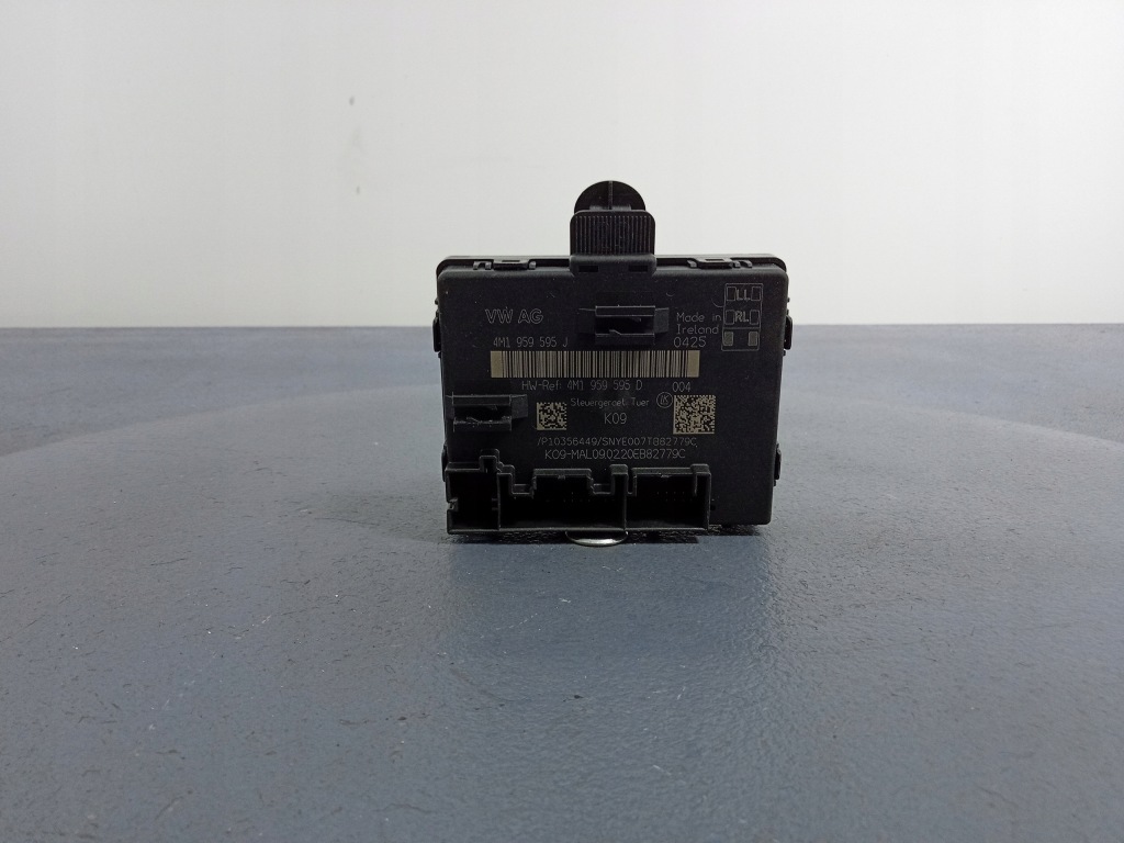 фото №1, Audi a6 c8 4k модуль двері задня правий 4m1959595j