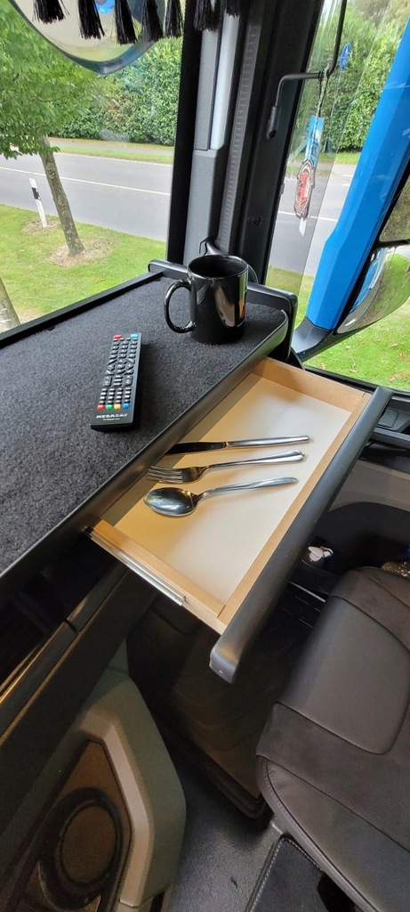 фото №7, Полка большая stolik с ящик man tgx od 2020r.