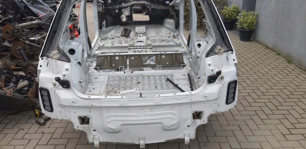 фото №1, Поддон задняя volskwagen id 3 ls9r 2020r