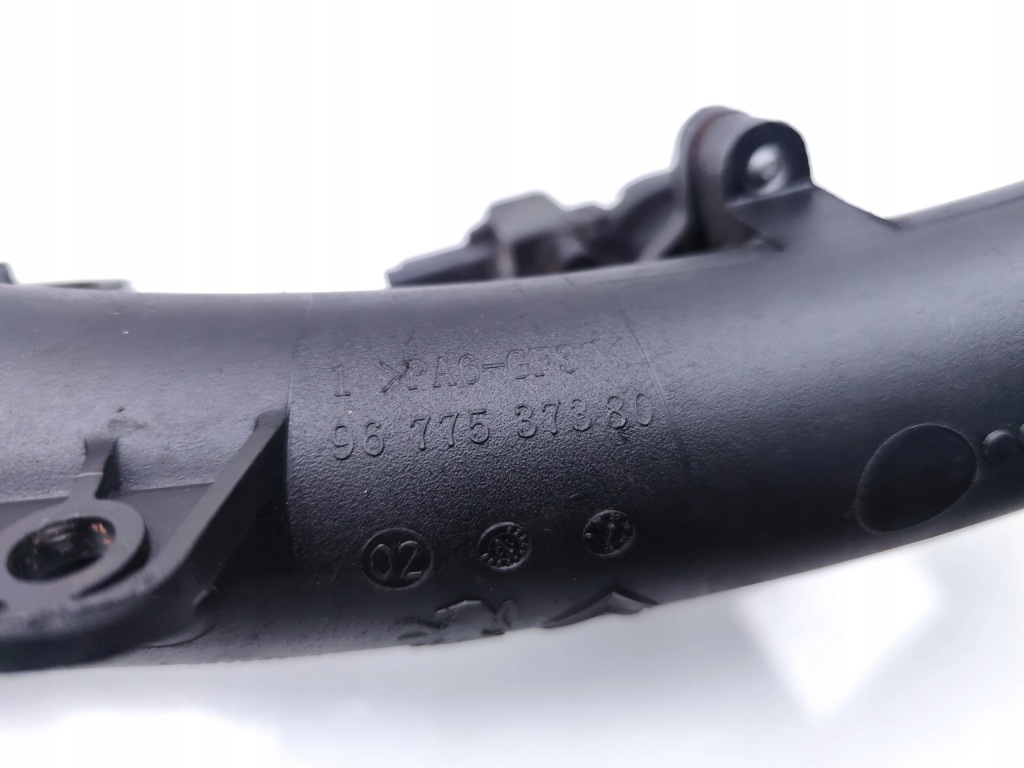 Peugeot 308 пабтрубок  / труба интеркулер 1.2 thp 110 бензин 81kw 110 hp 2015 с Разборки