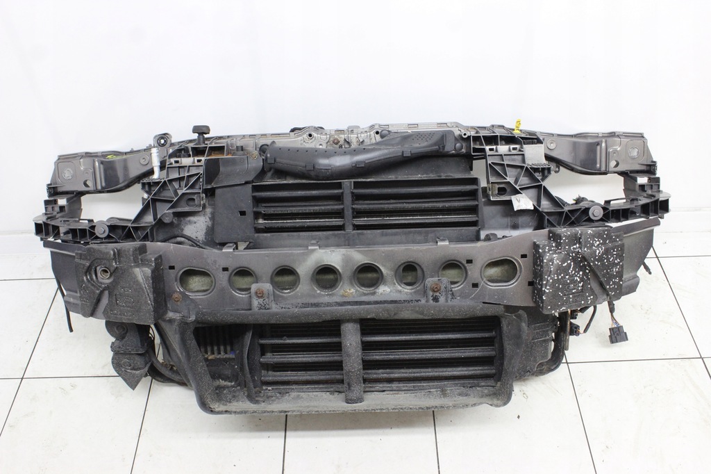 фото №1, Ford focus mk3 1.6 tdci 10r- pas передний радиатор комплект