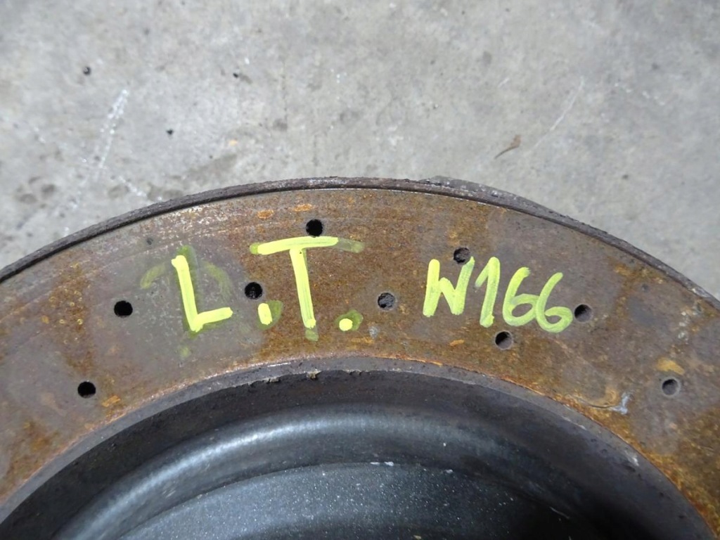 фото №3, Поворотный кулак левая задняя mercedes w166 ml