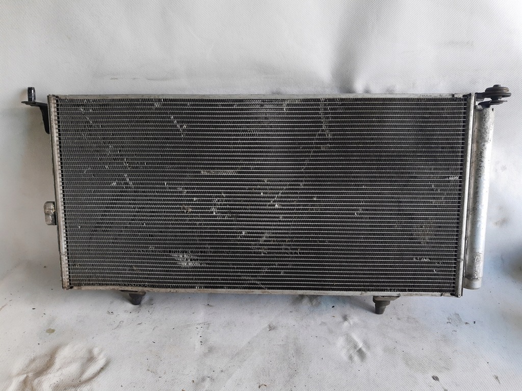 фото №1, Subaru outback 2010 - радіатор кондиціонера