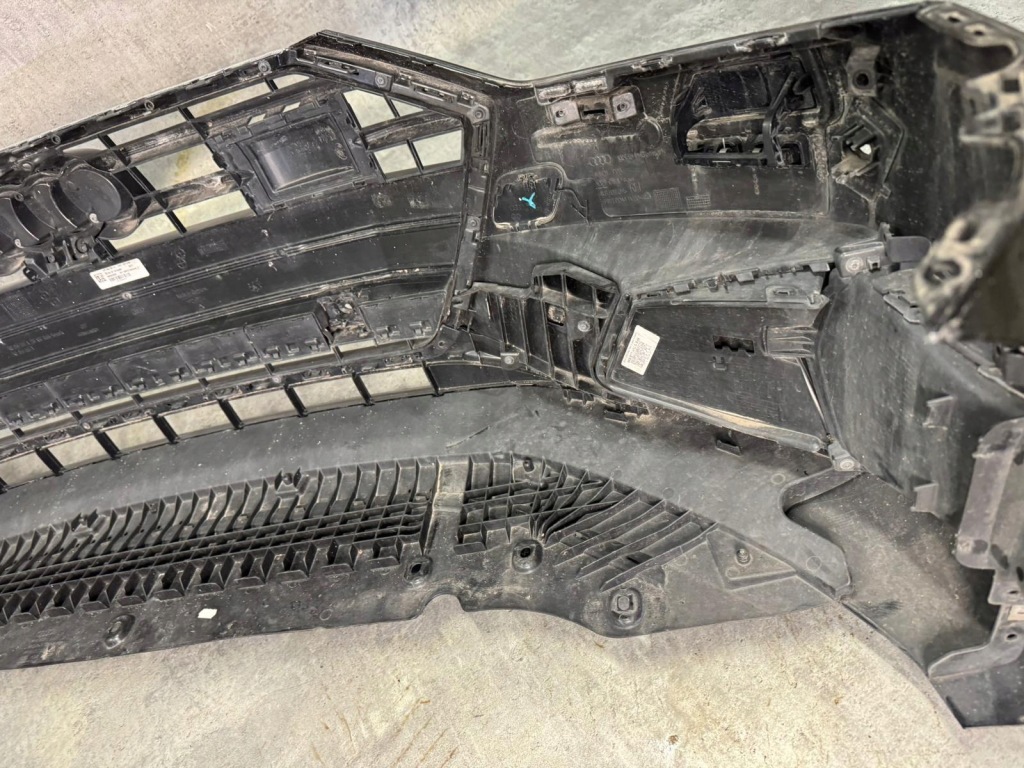 фото №11, Оригінальний бампер решітка радіатора перед audi a7 c8 лак mythos black металік