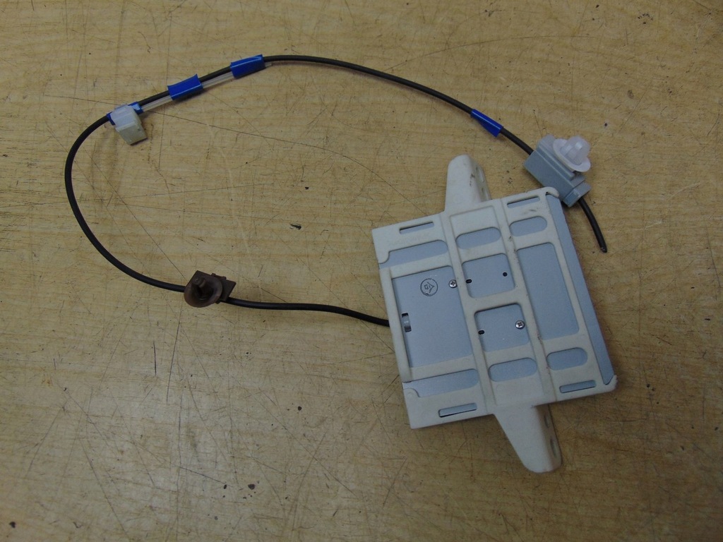 фото №5, Антена gps навігації toyota rav4 iv 86860-42041