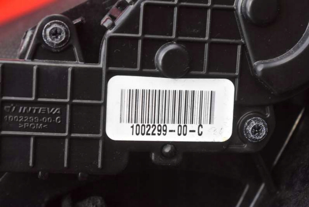 фото №8, Бардачок пассажира eu 1003327-21-p tesla model s lift 16-21