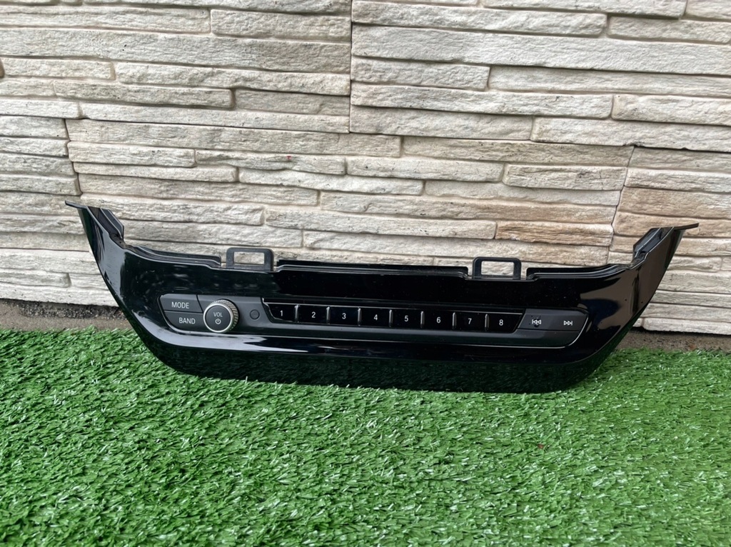 фото №1, Панель радіо bmw 8 g14 g15 7949334