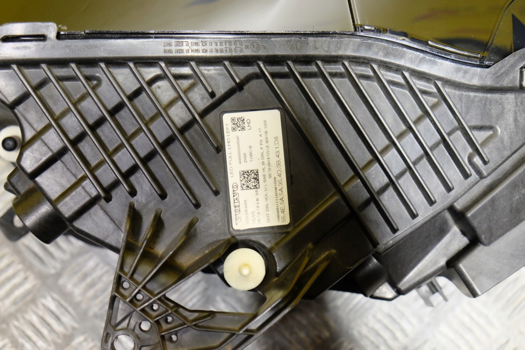 Volvo xc60 2017- фара фара перед full led ліва америка Недорого