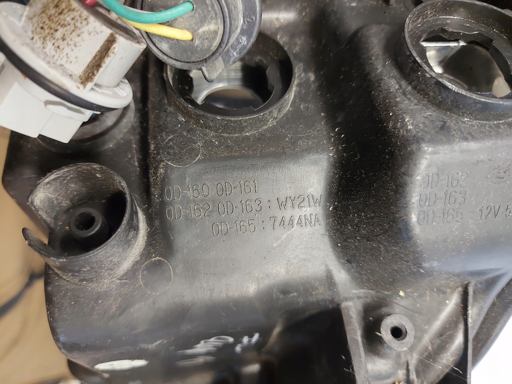 фото №11, Toyota yaris iii lift лампа левая перед bez повреждений