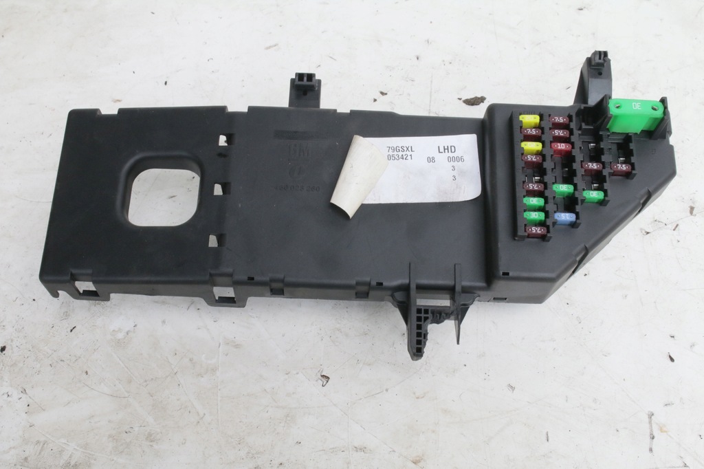 фото №1, Коробка предохранителей opel vectra c 1.9