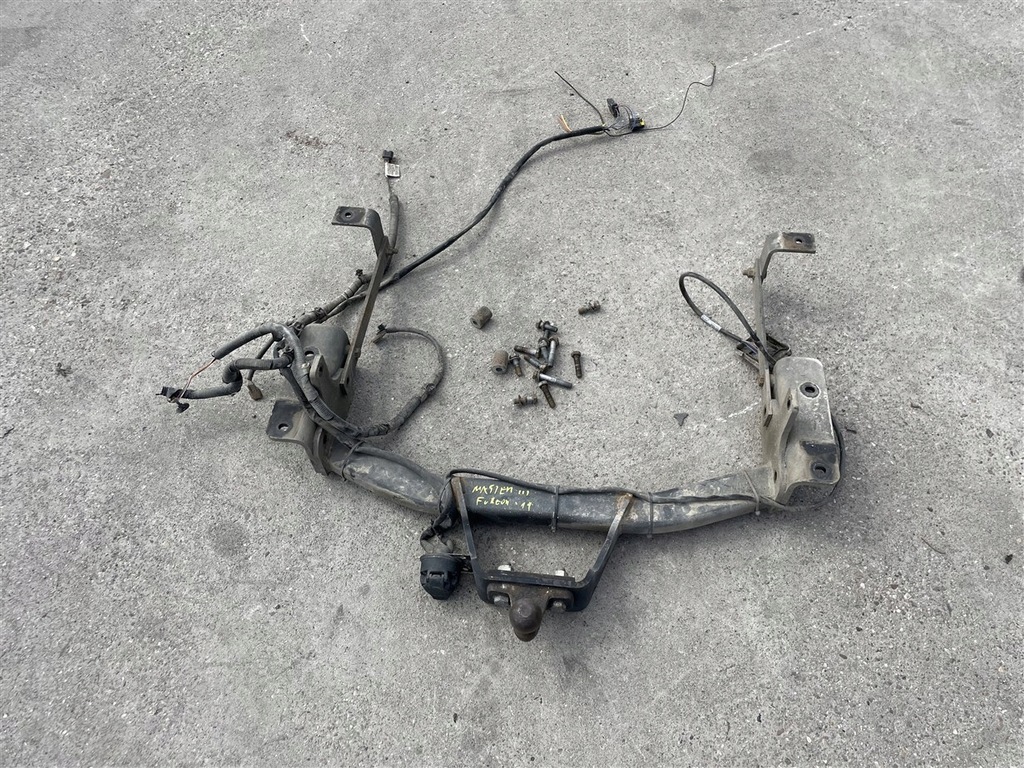 фото №1, Hak буксировочный фургон blaszak 10-24r renault master iii 3 4 iv movano