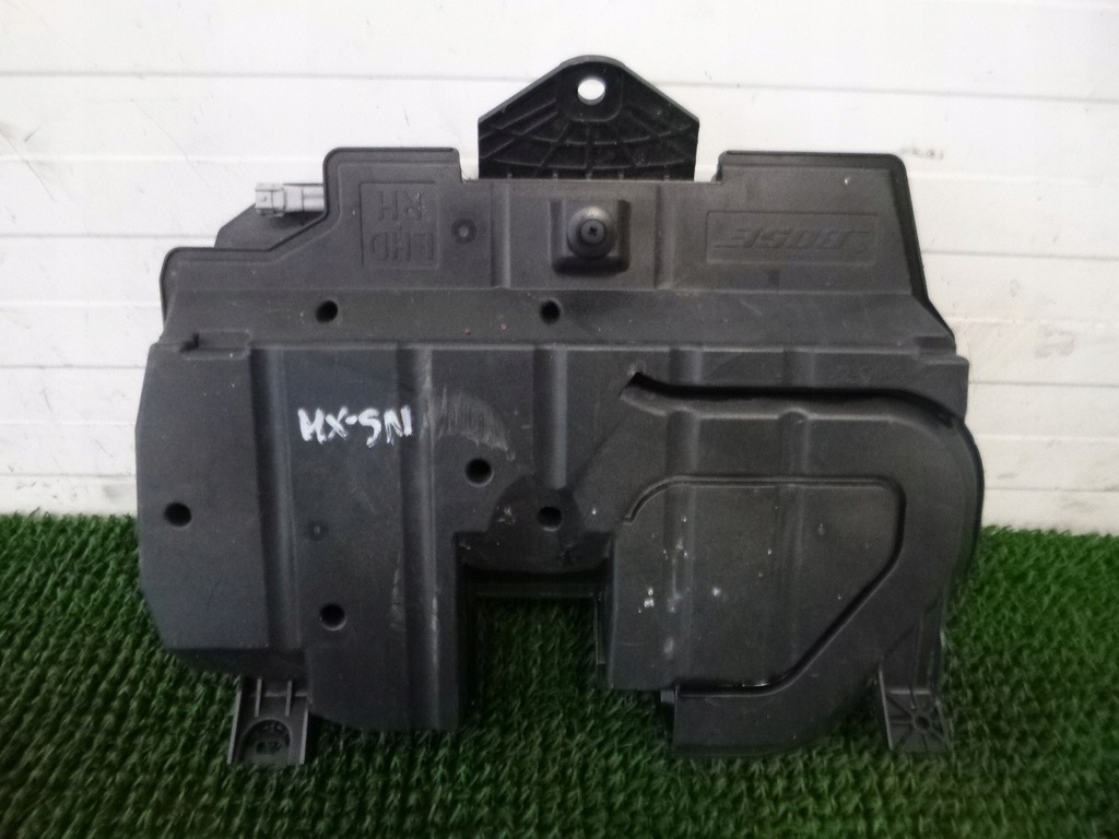 фото №1, Mazda mx-5 nd 15- динамик сабвуфер bose оригинал