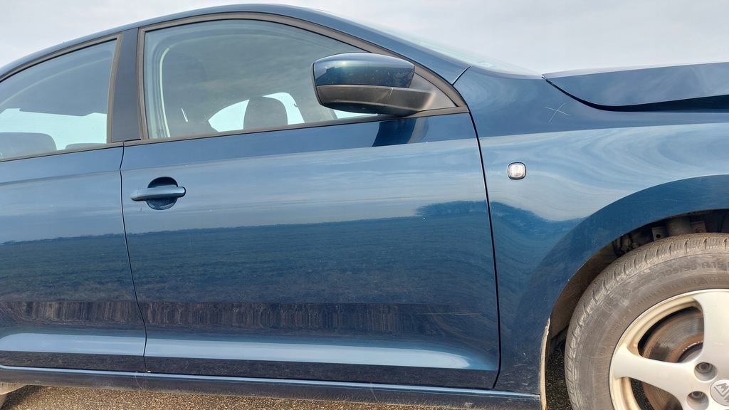 фото №1, Seat toledo iv skoda rapid liftback дверь правый перед передние lw5q 12-17r