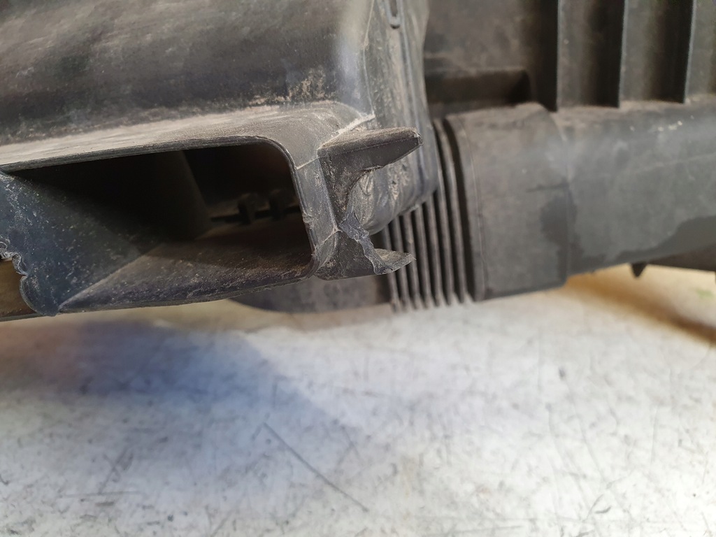 фото №5, Корпус фильтра воздуха vw skoda audi 1k0129601cj