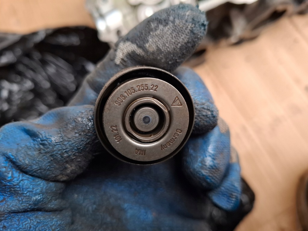 Головка двигателя porsche 996 3.6 m96.03 с Разборки