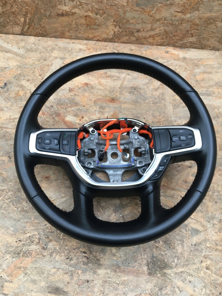 фото №1, Dodge ram 1500 19 воздуховод мультифункция с подогревом