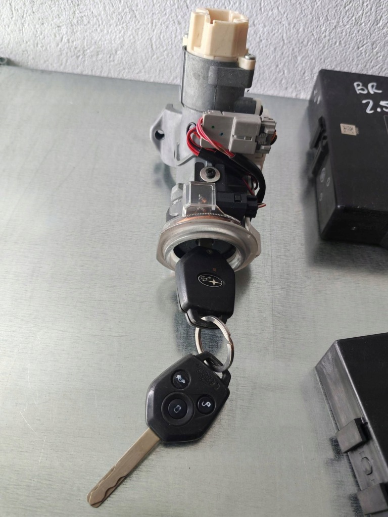 фото №3, Subaru outback бортовой компьютер модуль блок управления ecu+immo 22765aa130