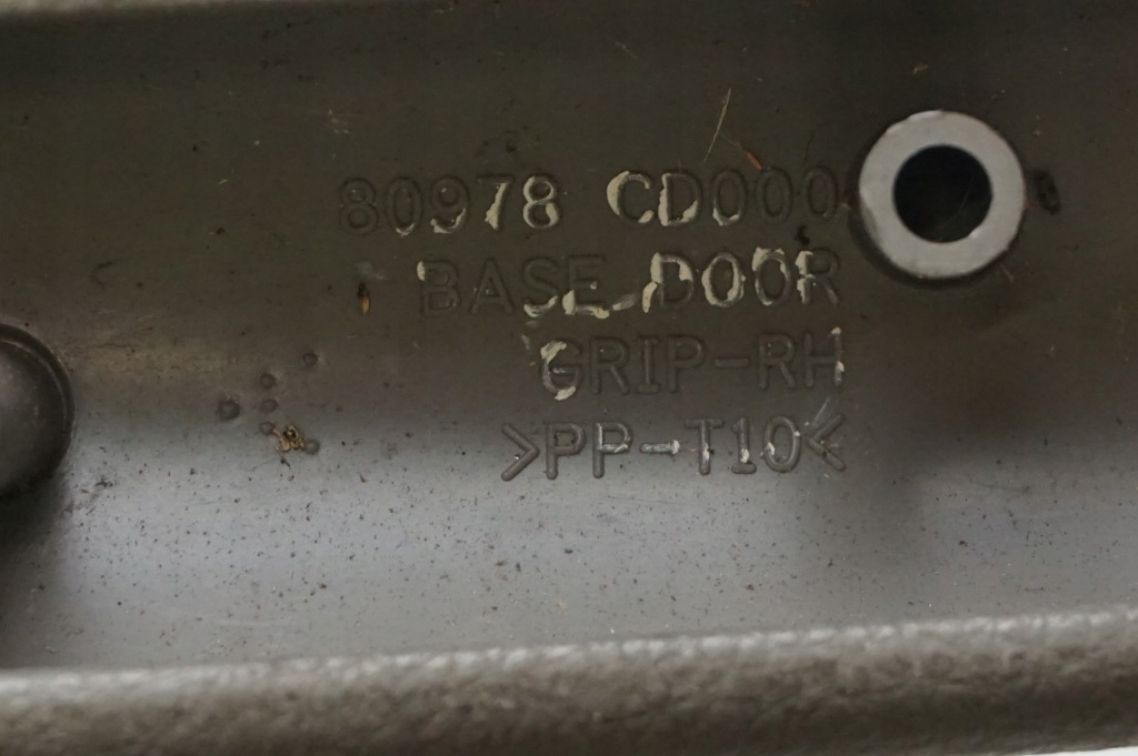 Ручка дверь правых nissan 350z 80978cd400 Оригинал