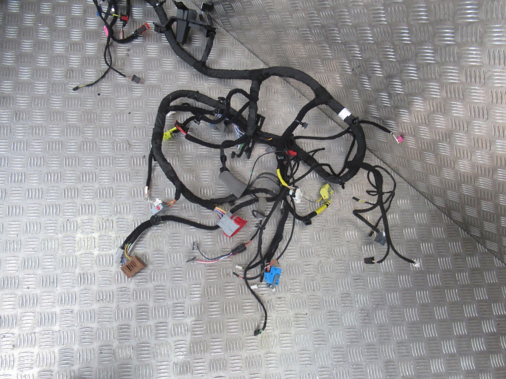 фото №6, Maserati levante 3.0i v6 электропроводка консоли панели