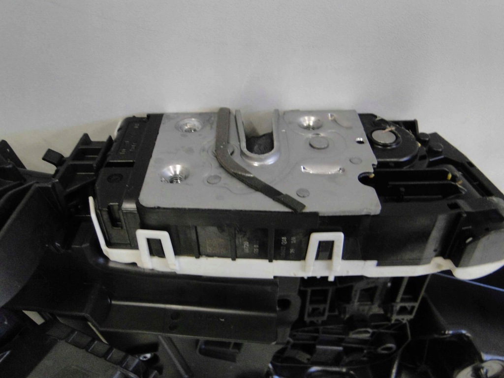 Купить Mercedes gla x156 156 lift подъемник замок дверь l