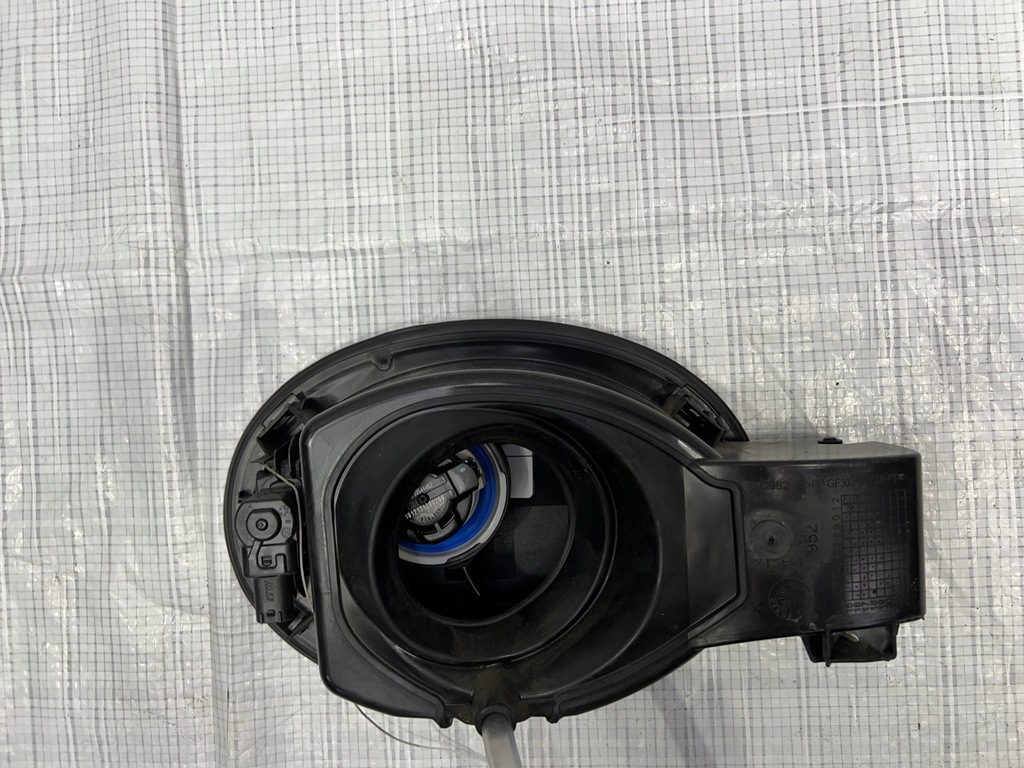 фото №4, Alfa romeo giulia quadrifoglio qv lift 2.9 крышка заливной топлива