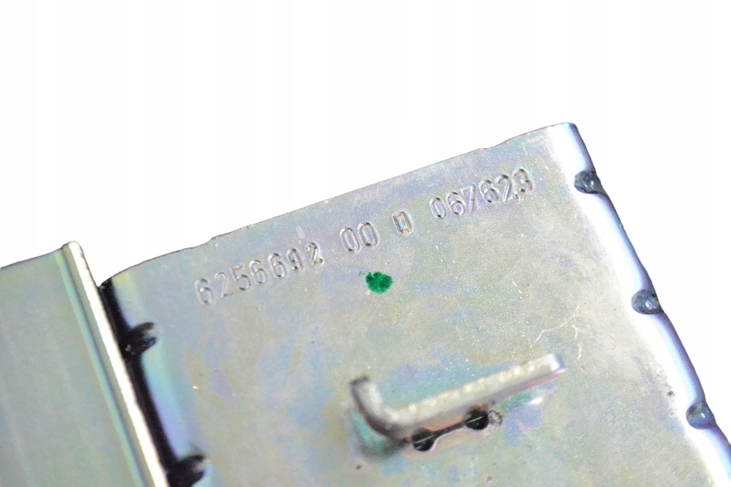 фото №5, Bentley bentayga pas безопасности перед правый 4m0857620a 2017 lhd