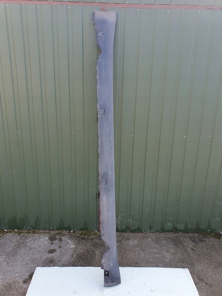 фото №1, Tesla model 3 молдинг порог правая 1089829-00-d