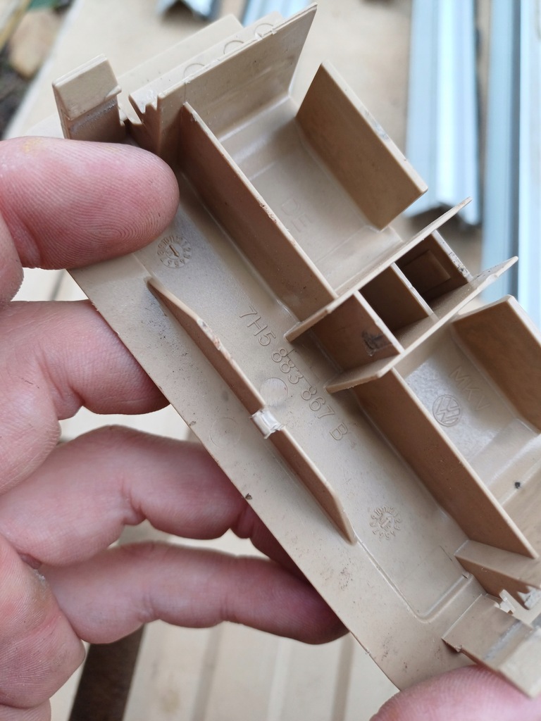 фото №13, Vw volkswagen t5 multivan обшивка пол заглушка рейки заглушки направляющая