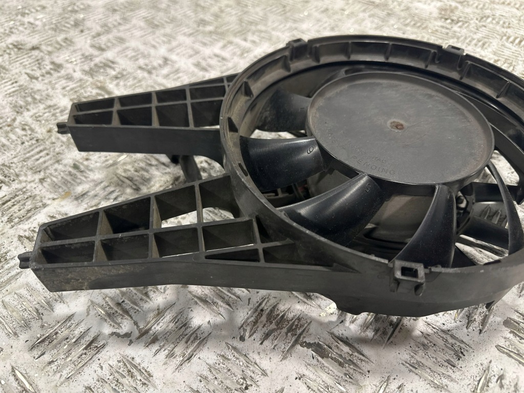 Вентилятор кондиционера chevrolet corvette c8 23429486 Киев