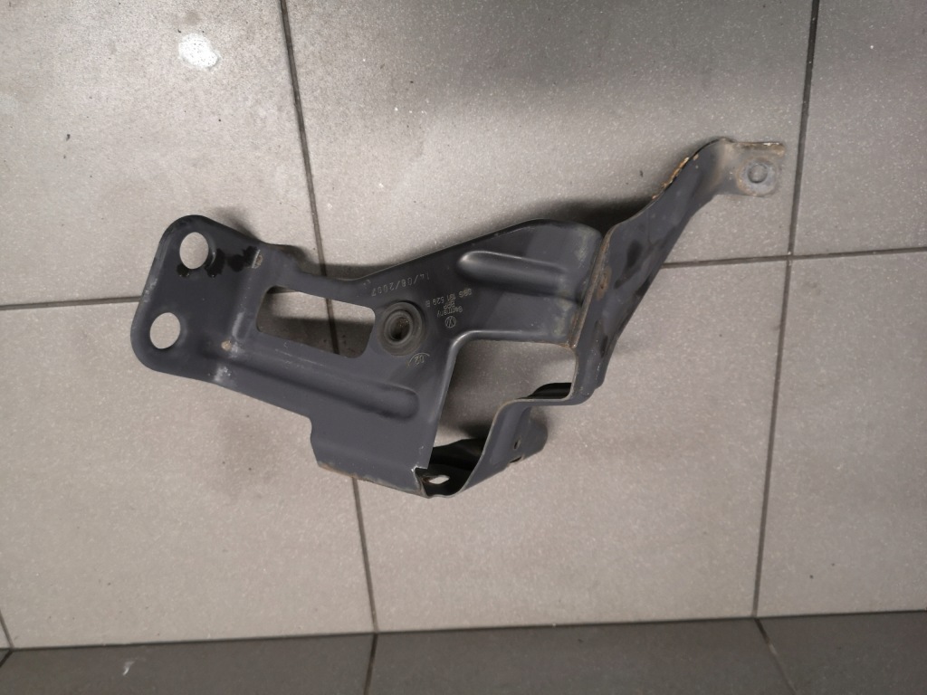 фото №1, Кронштейн інтеркулер audi a6 c6 03g131529b