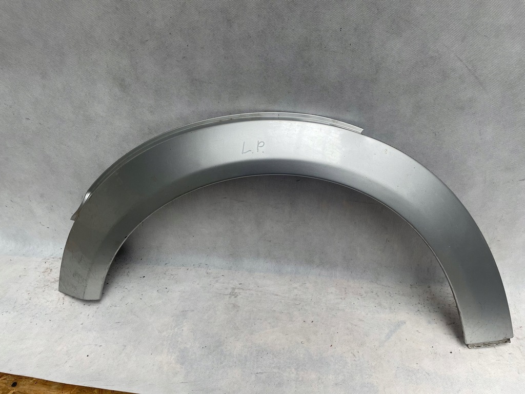 фото №1, Mini r56 молдинг na передний левый крыло