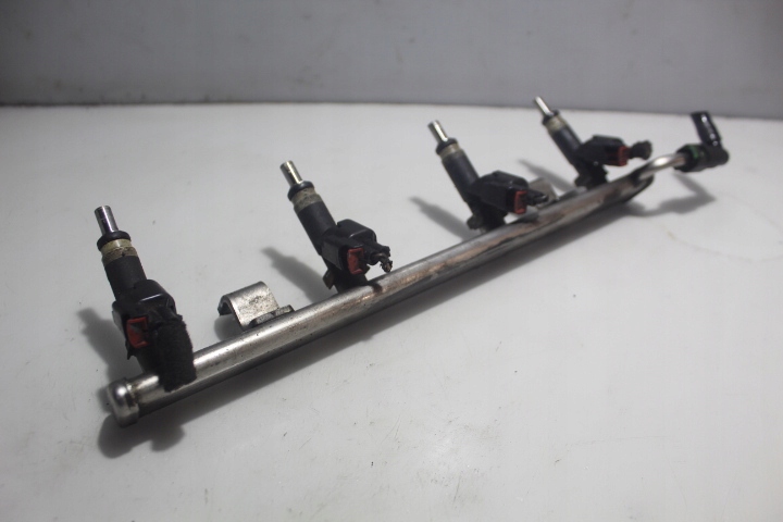 фото №1, Молдинг впрыскная chrysler sebring iii 2.0