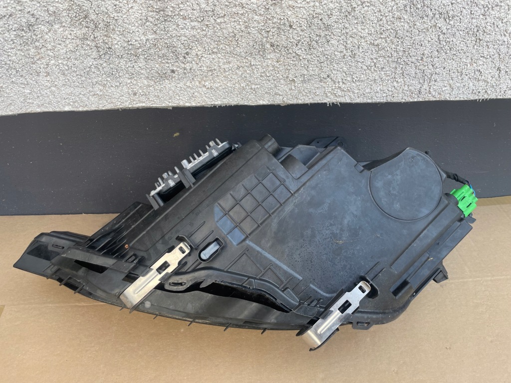 Volvo xc60 2 фара правая  перед full led система 31420414 uk в Украине