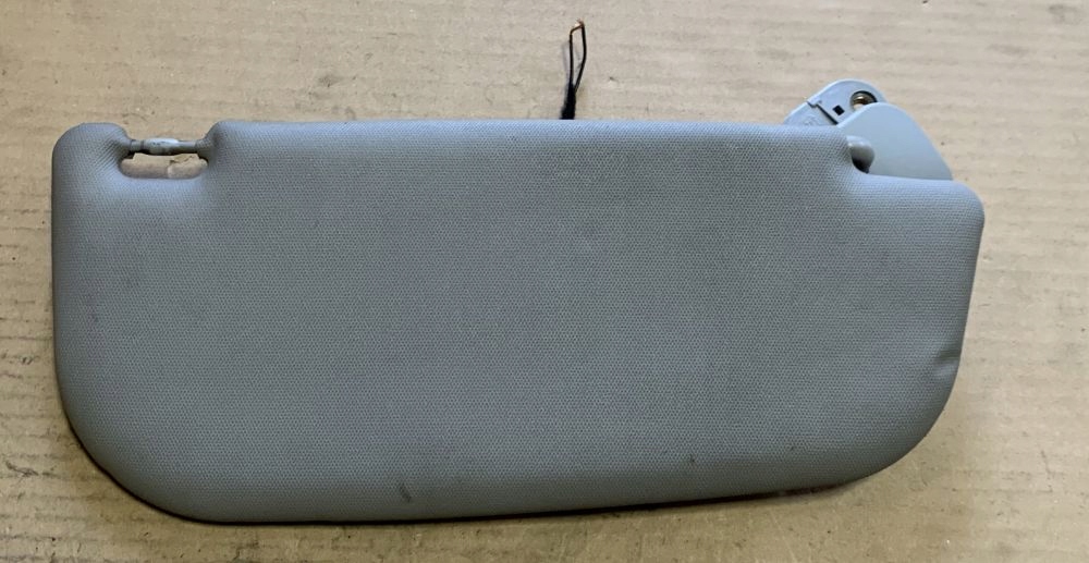 Купити Козирок сонцезахисний alfa 156 лівий