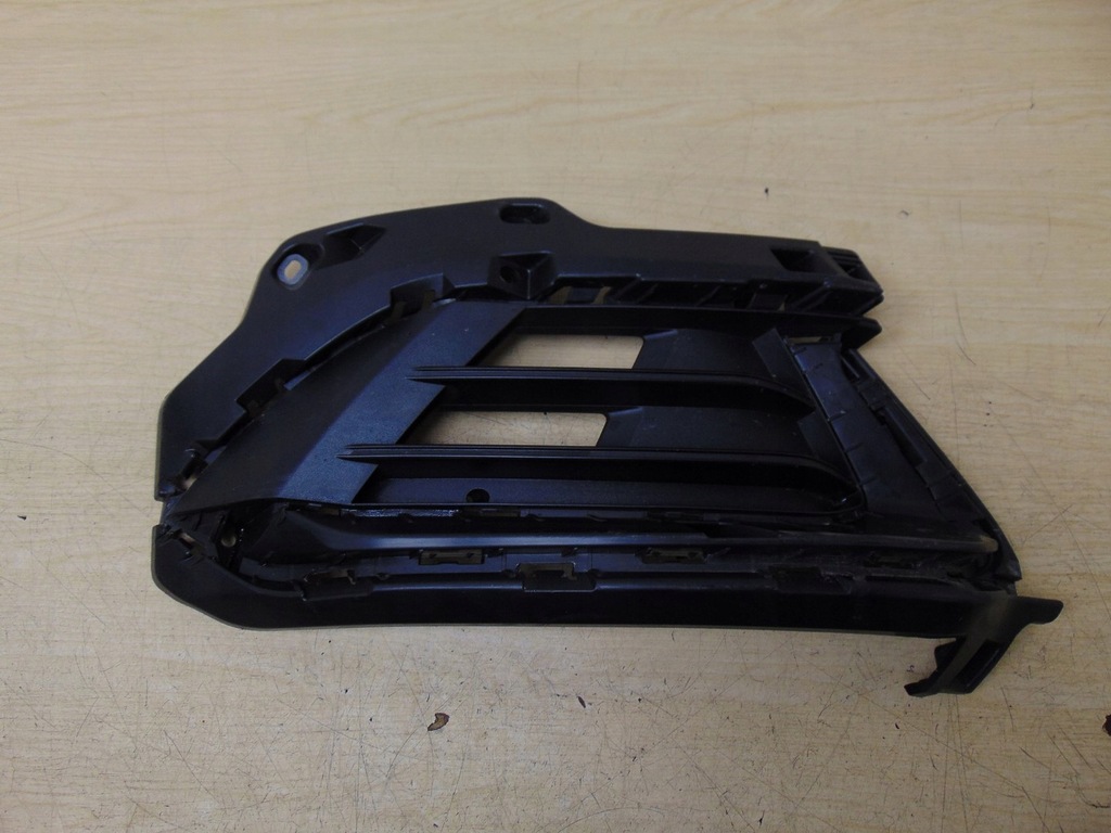 фото №1, Решётка w бампер правая kia sportage v 86564-r2010