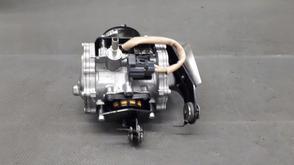 Купити A1644300432 насос гальм mercedse w164