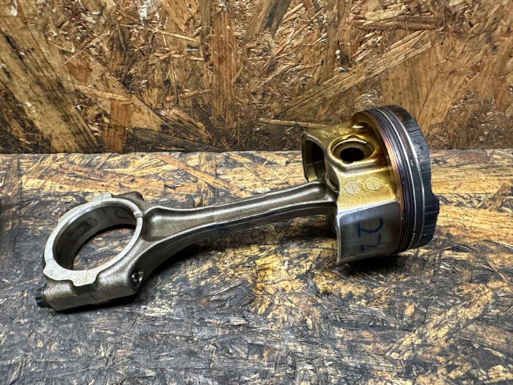 фото №1, Поршень шатун toyota 1.8 2zr valvematic