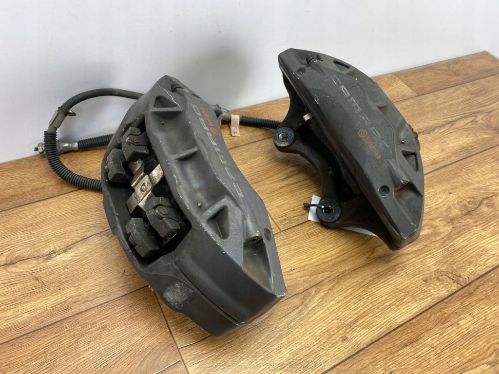 Комплект супортів гальмівних brembo swap chevrolet camaro ss 2016+ 6.2 америка в Україні