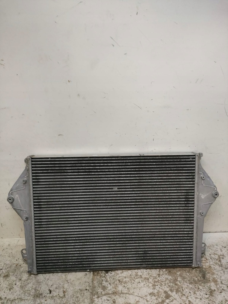 Купить Scania оригинальный номер 2433149 радиатор, система охлаждение двигателя