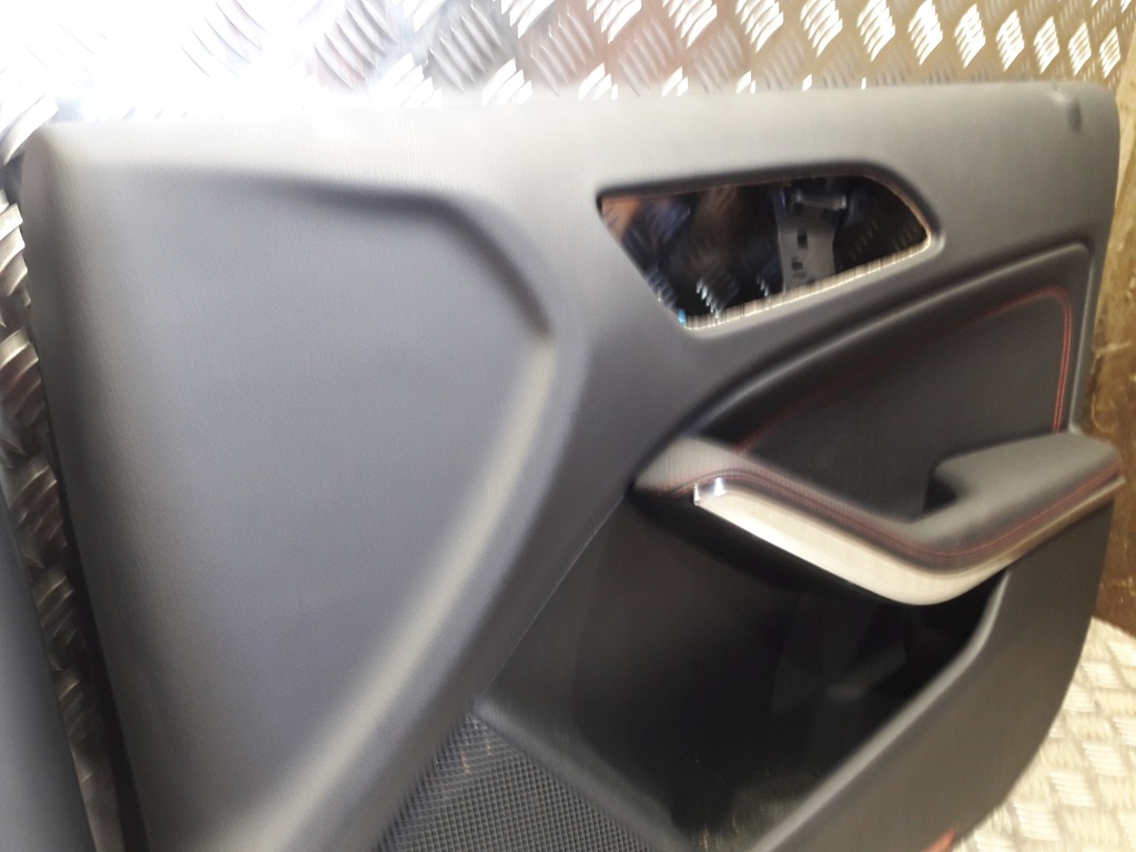 фото №7, Mercedes a w176 amg обшивка оббивка двері перед