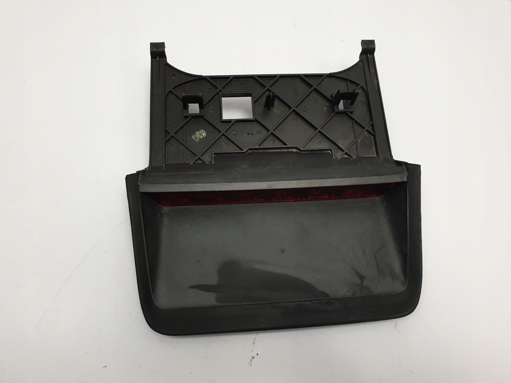 фото №4, Dodge challenger 15- третий свет стоп стоп-сигнал