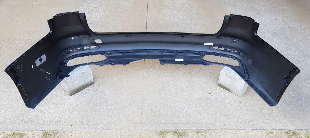 Audi оригінальний номер 4k9807511a бампер антена gsm Недорого