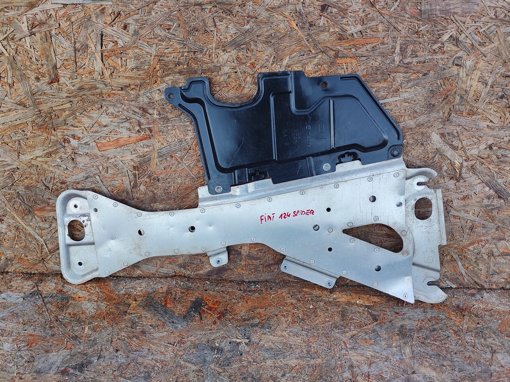 фото №1, Плита pod двигатель защита fiat 124 spider 2017 rok mazda mx5
