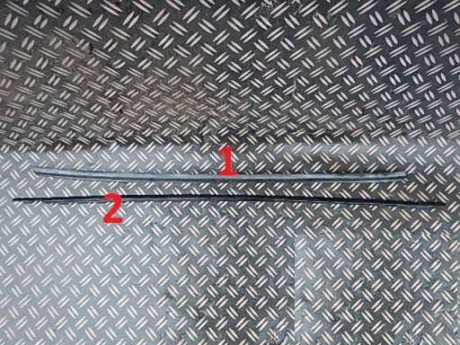 фото №1, Volvo c30 lift молдинг ліва na двері прокладка