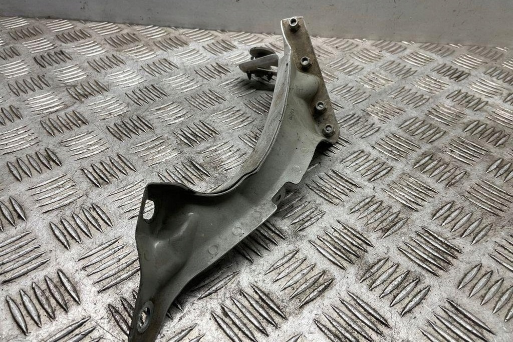 фото №8, Кронштейн передній правого крила audi a6 allroad 4gh, 4gj 4g0805816